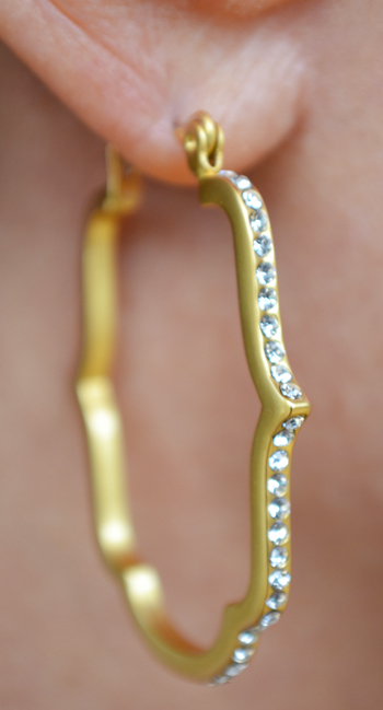 Gold Earring - 350.jpg