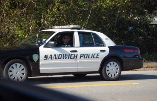 9-6-Sandwich police-600.jpg